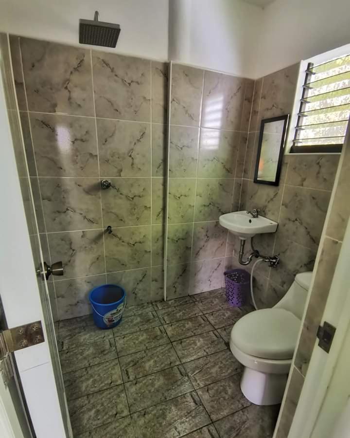 Happy Bear Moalboal Budget Rooms Exterior foto