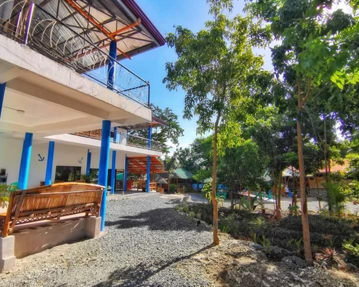 Happy Bear Moalboal Budget Rooms Exterior foto